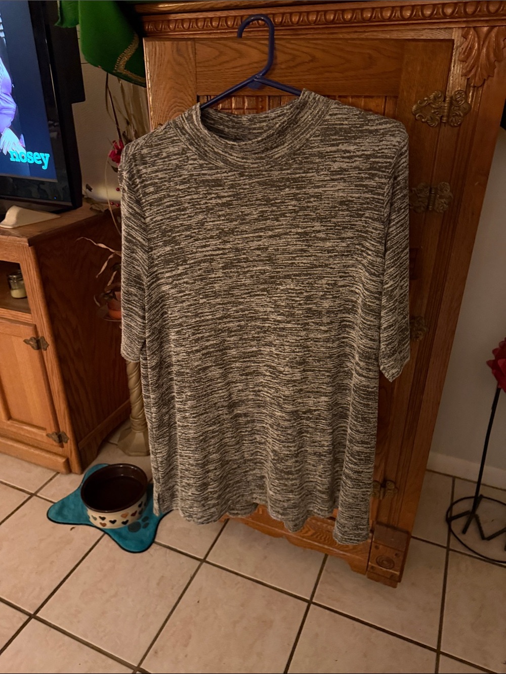 Lisa Rinna Collection Heathered Black & White Tunic Top